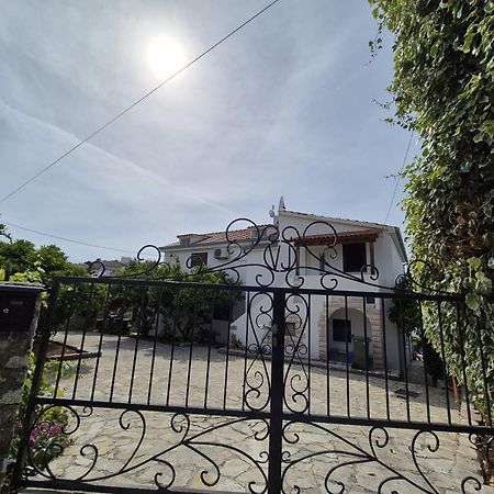Apartments Villa Julia تروغير المظهر الخارجي الصورة