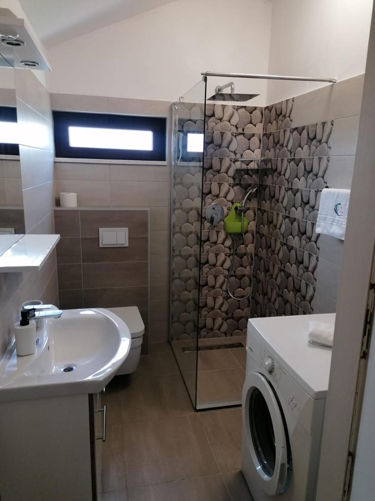 Apartments Villa Julia تروغير المظهر الخارجي الصورة