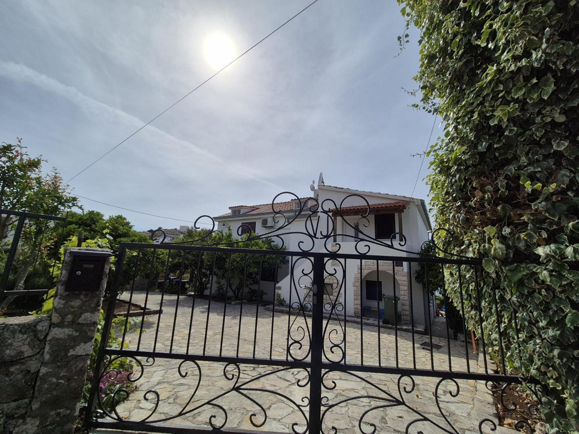 Apartments Villa Julia تروغير المظهر الخارجي الصورة