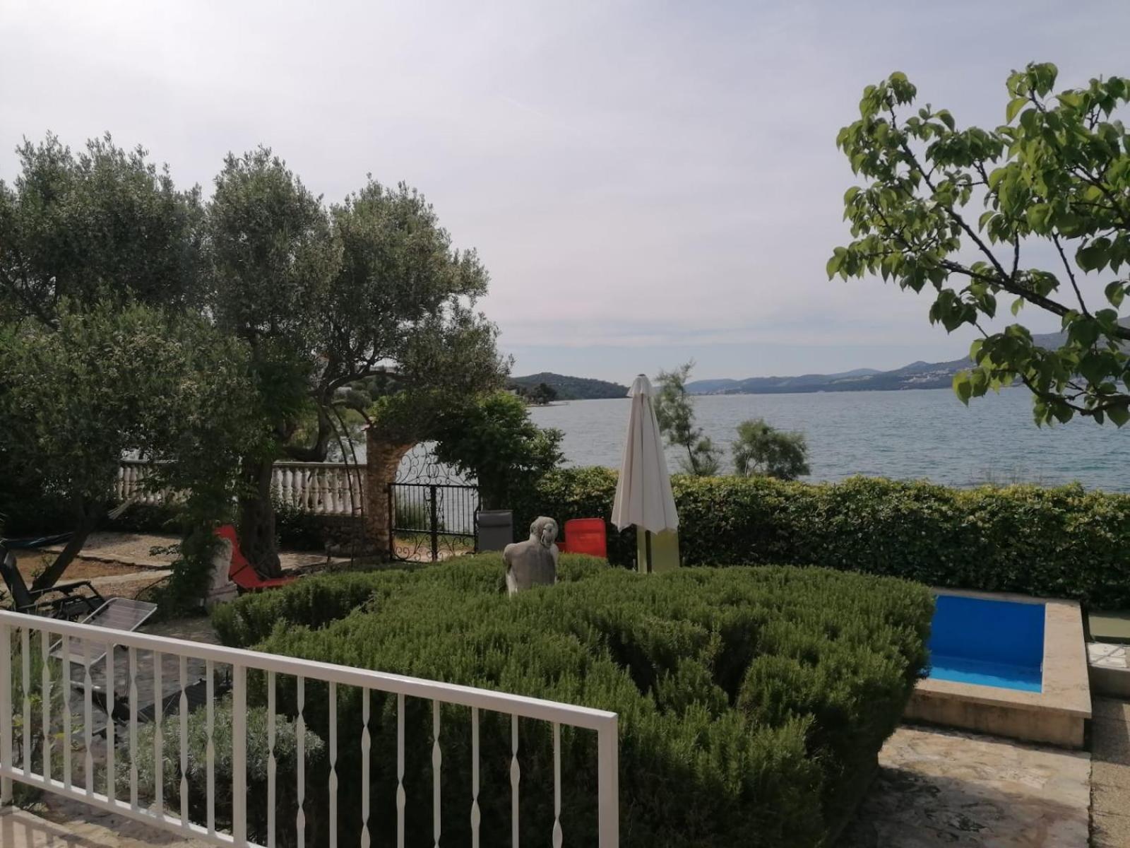 Apartments Villa Julia تروغير المظهر الخارجي الصورة