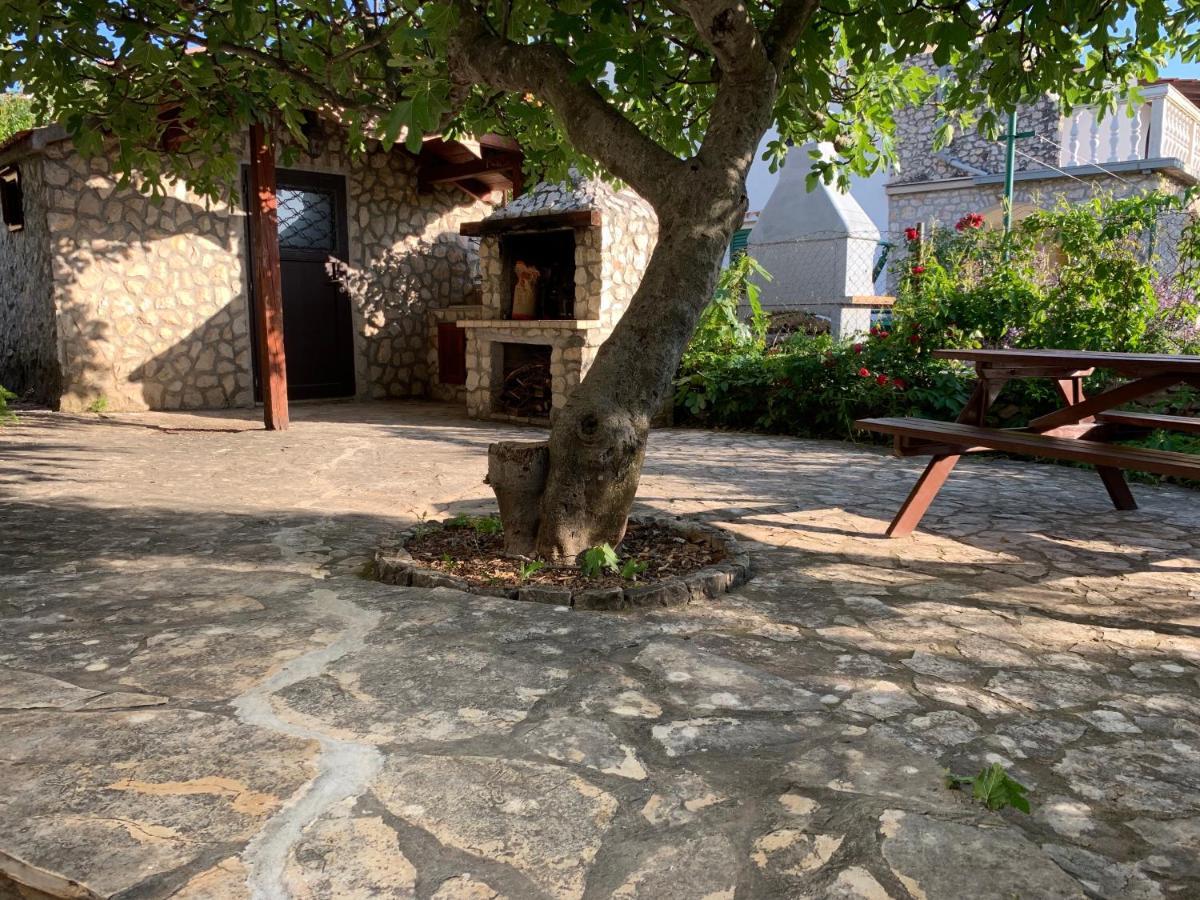 Apartments Villa Julia تروغير المظهر الخارجي الصورة